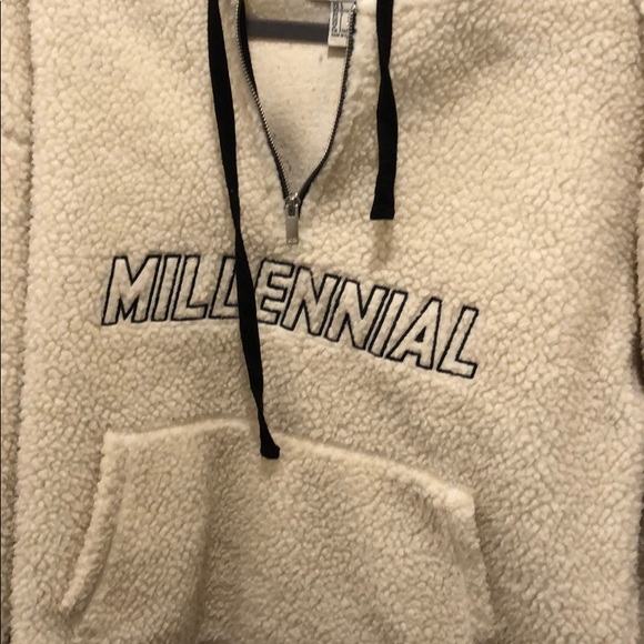 XXI FLUFF Quarter Zip - Picture 2 of 3